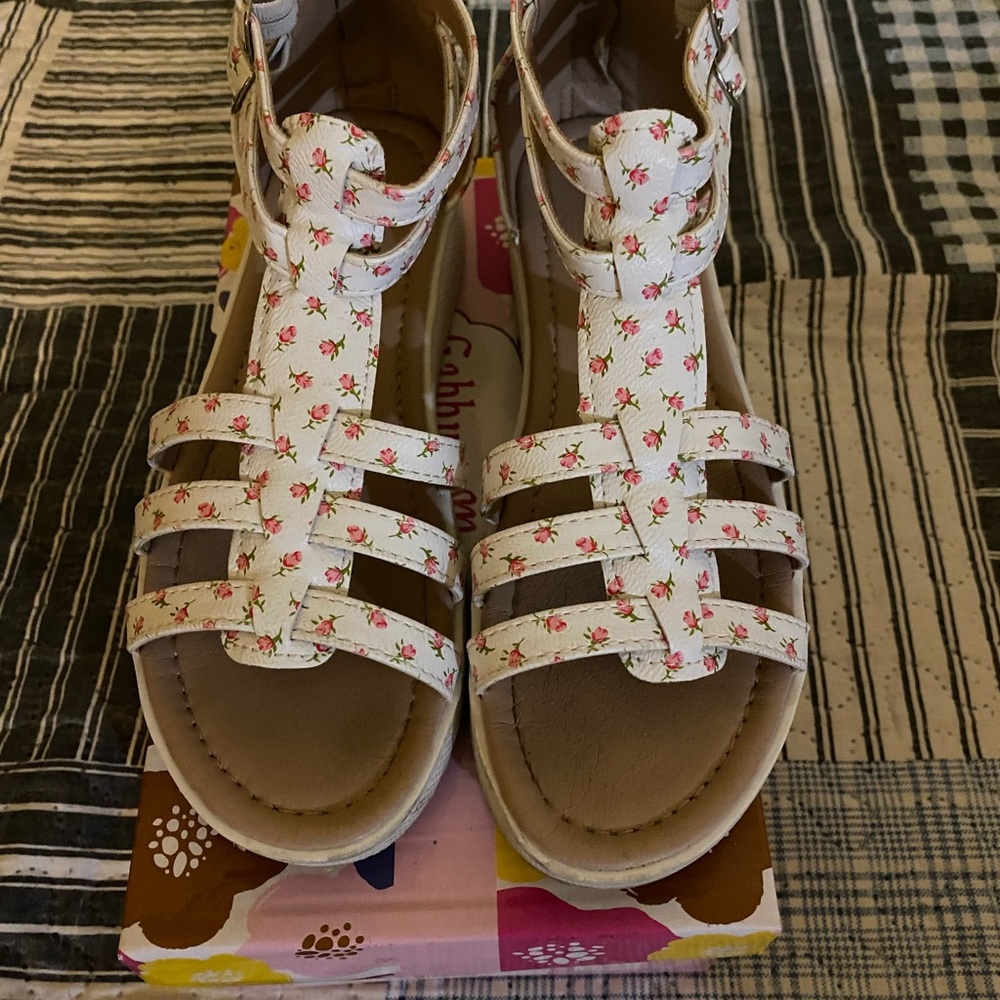 Floral White Kids Sandals